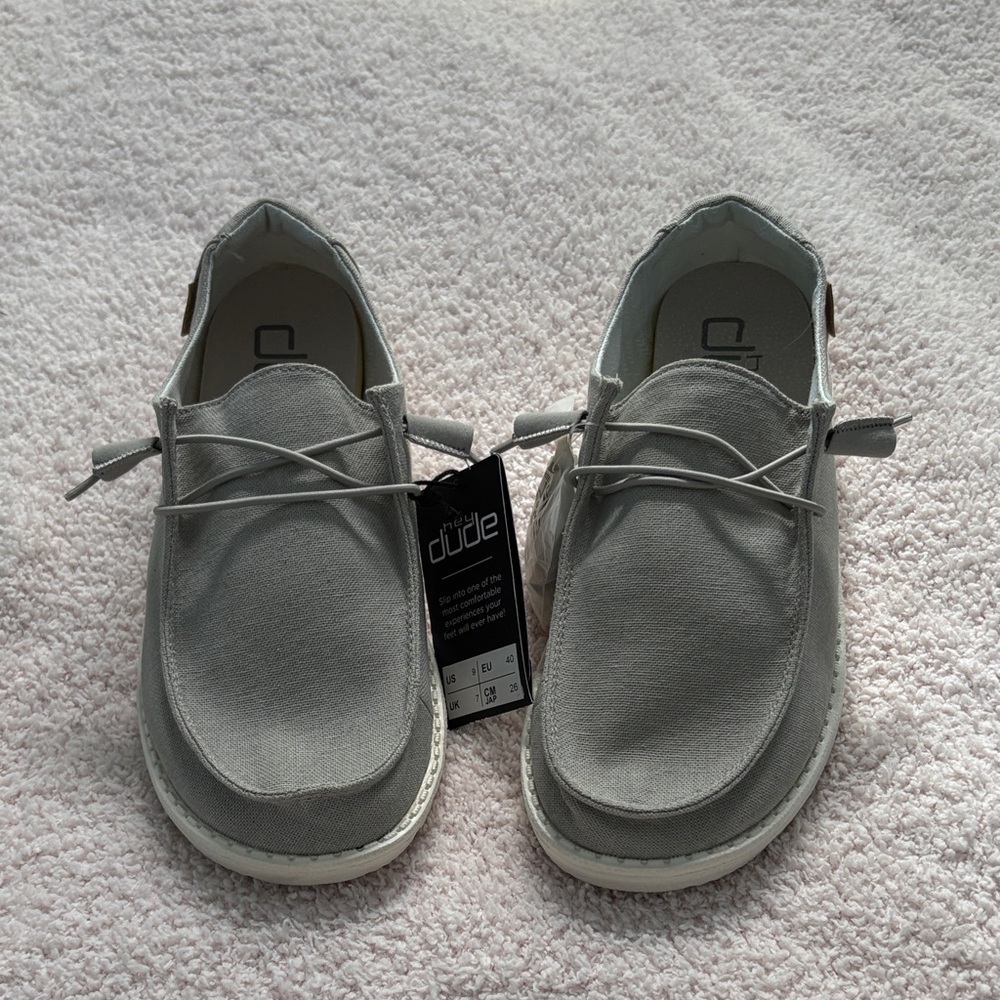 Light grey Hey Dudes